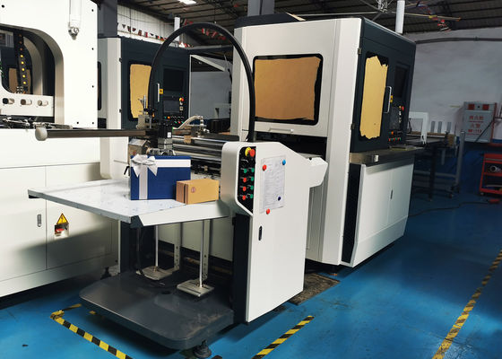 Yüksek Hızlı ve Büyük Kutu Boyutları ve Panasonic Servo Motorlu Çok Fonksiyonlu Kutu Ciltli Yapma Makinesi