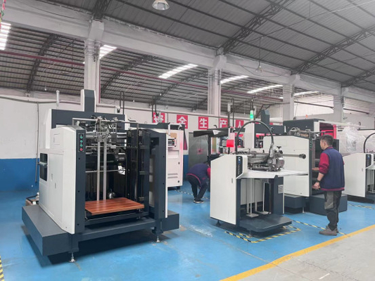 Çift Foming Bölümlü Elektrikli Sert Kutu Yapma Makinesi, Özel Ağırlık