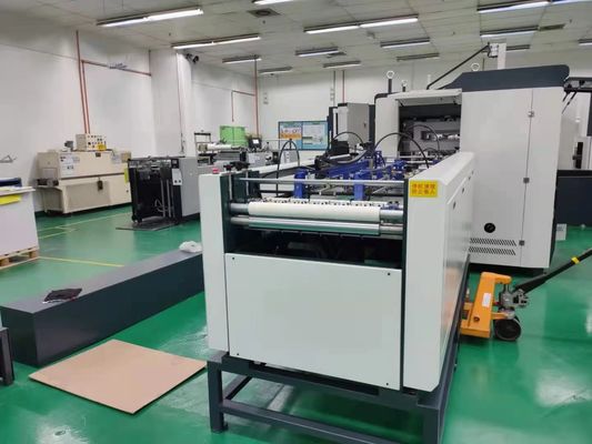 W500XL900mm Cep Telefonu Kılıfı İmalat Makinesi Mobil Kapak Yapıcı Makinesi