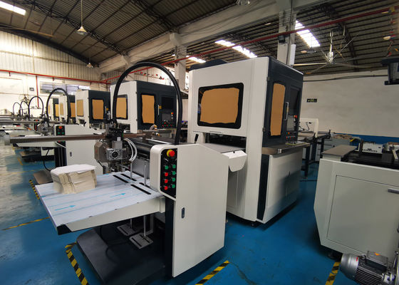Otomatik Kitap Kapağı Kağıt Astar Makinesi Sert Kılıf 40pcs / Min