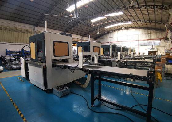 Ambalaj Kutusu Konumlandırma Makinesi Kağıt H2101mm Yapıştırma Kutusu Yapıştırma Makinesi