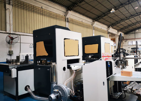 ISO9001 Kağıt Astar Makinesi 40pcs / Min Kitap Kapağı Sarma Makinesi