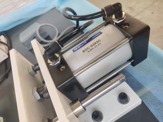 0.5kw / 220v Otomatik Kutu Presleme Makinesi Sert Mücevher Akıllı Telefon