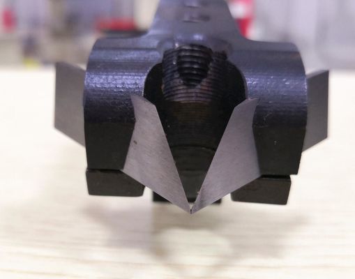 Tamamlanmış Otomatik Yüksek Hızlı Karton Karton Kağıt MDF karton Çukurlama Makinesi
