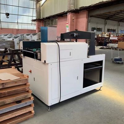 Karton Kutu Yapma Makinesi İçin Dakikada 70pcs Hızla Yapıştırma Hediye Kutusu Köşeleri Makinesi
